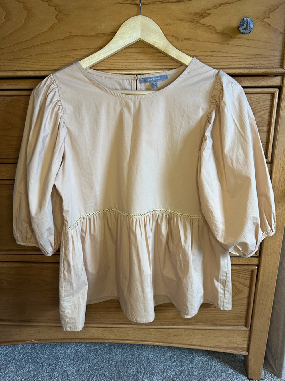 Anthropologie Blue Tassel Peplum Puff Sleeve Blouse Tan Womens Size XS Cotton